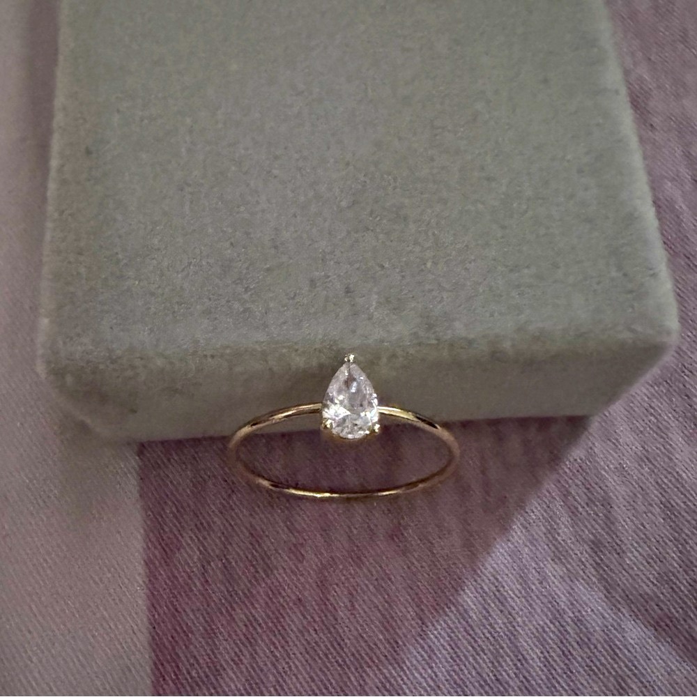 Teardrop Gem Ring
